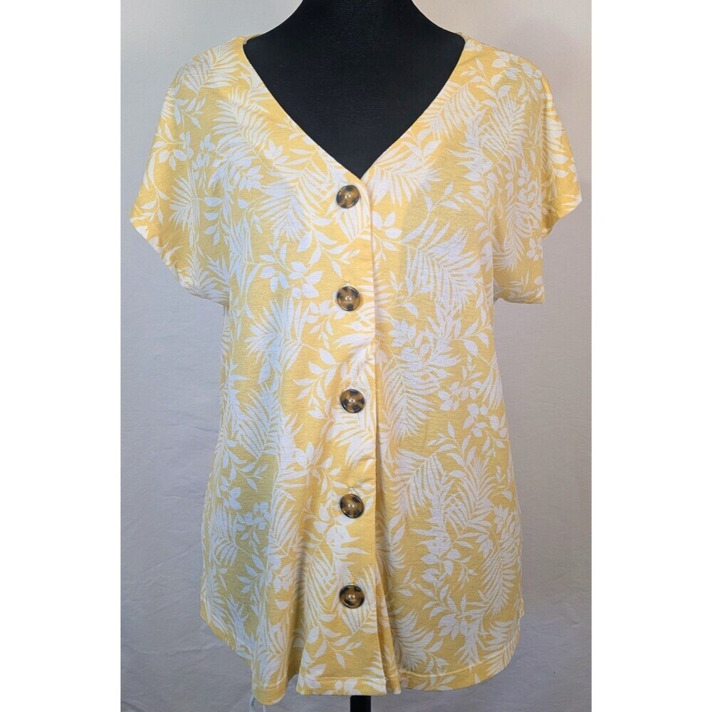 FLT Studio Small Yellow Tropical Palm Leaf V-Neck Button Front High-Low Top - Picture 1 of 6